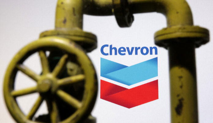 Η τριπλή προσπάθεια της Chevron στην Ελλάδα: Έρευνες για υδρογονάνθρακες στην Κρήτη και την Πελοπόννησο – Η σημασία της ΑΟΖ και η αμερικανική στήριξη