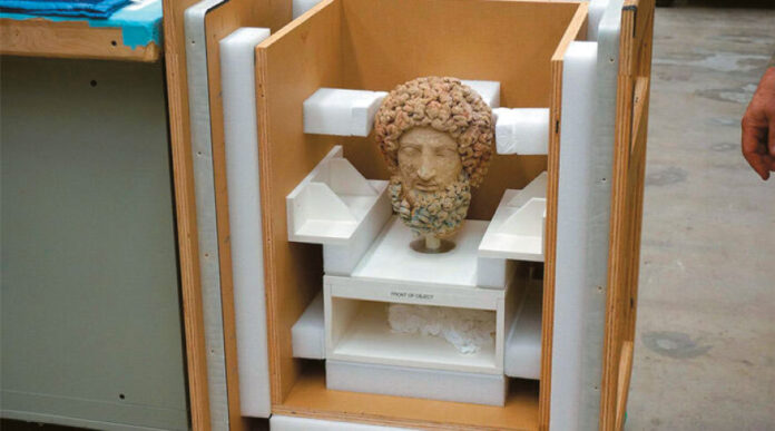 Σύλληψη μέλους της οικογένειας Παπαδημητρίου - Η υπόθεση αρχαιοκαπηλίας στη βίλα της Σχοινούσας