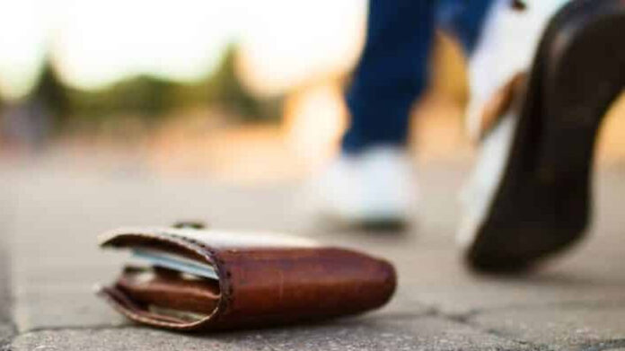 Είναι εφικτό να ζεις χωρίς να κουβαλάς μαζί σου το πορτοφόλι σου;