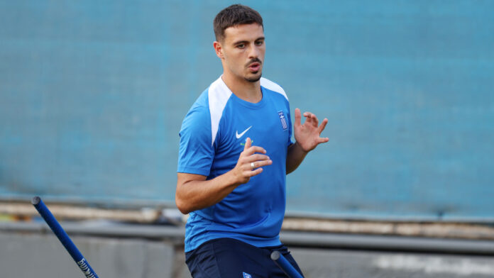 Ο Γαλανόπουλος επιλέχθηκε για να καλύψει την απουσία του Σιώπη στον επαναληπτικό αγώνα με τη Σκωτία