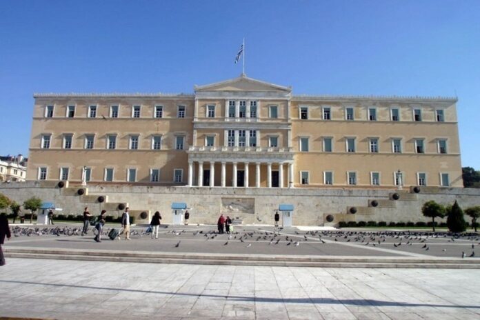 Ο Τριαντόπουλος καλείται να δώσει εξηγήσεις στην Προανακριτική Επιτροπή στις 28 Μαρτίου
